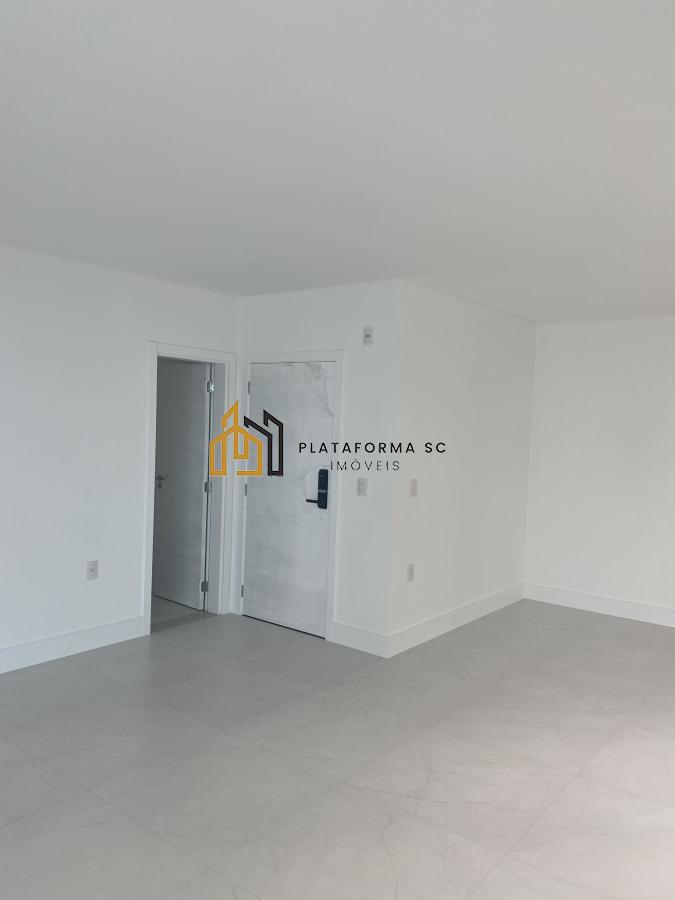 Apartamento à venda com 3 quartos, 128m² - Foto 28