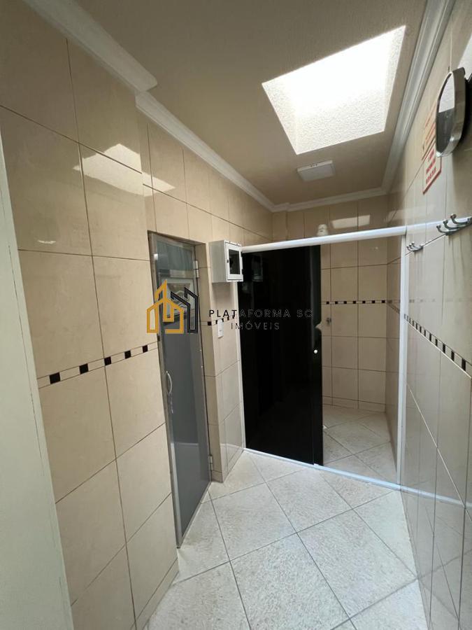 Apartamento à venda com 3 quartos, 1m² - Foto 22