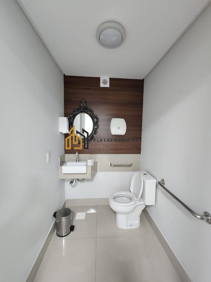 Apartamento à venda com 3 quartos, 137m² - Foto 11