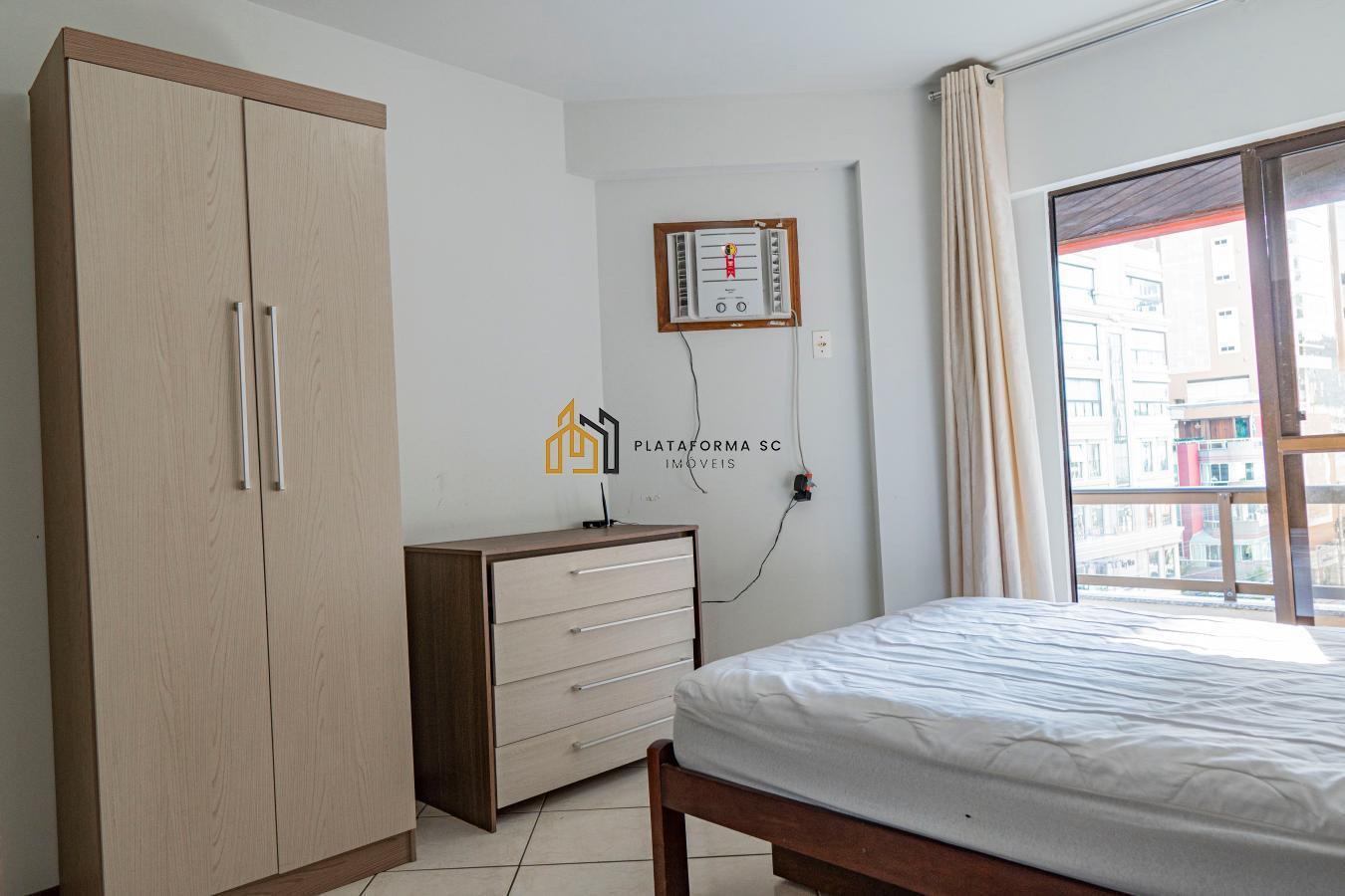 Apartamento à venda com 3 quartos, 157m² - Foto 7