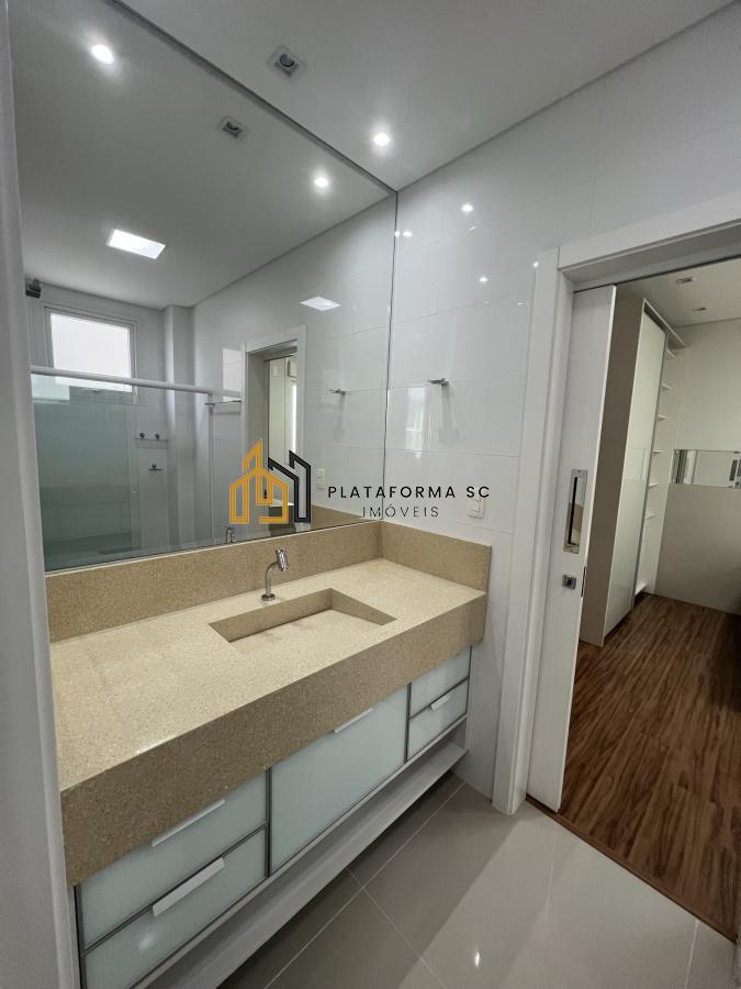 Apartamento à venda com 4 quartos, 187m² - Foto 5