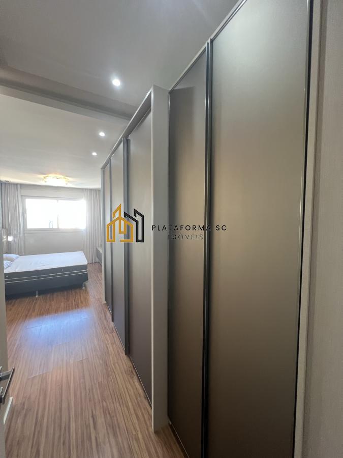 Apartamento à venda com 4 quartos, 187m² - Foto 18