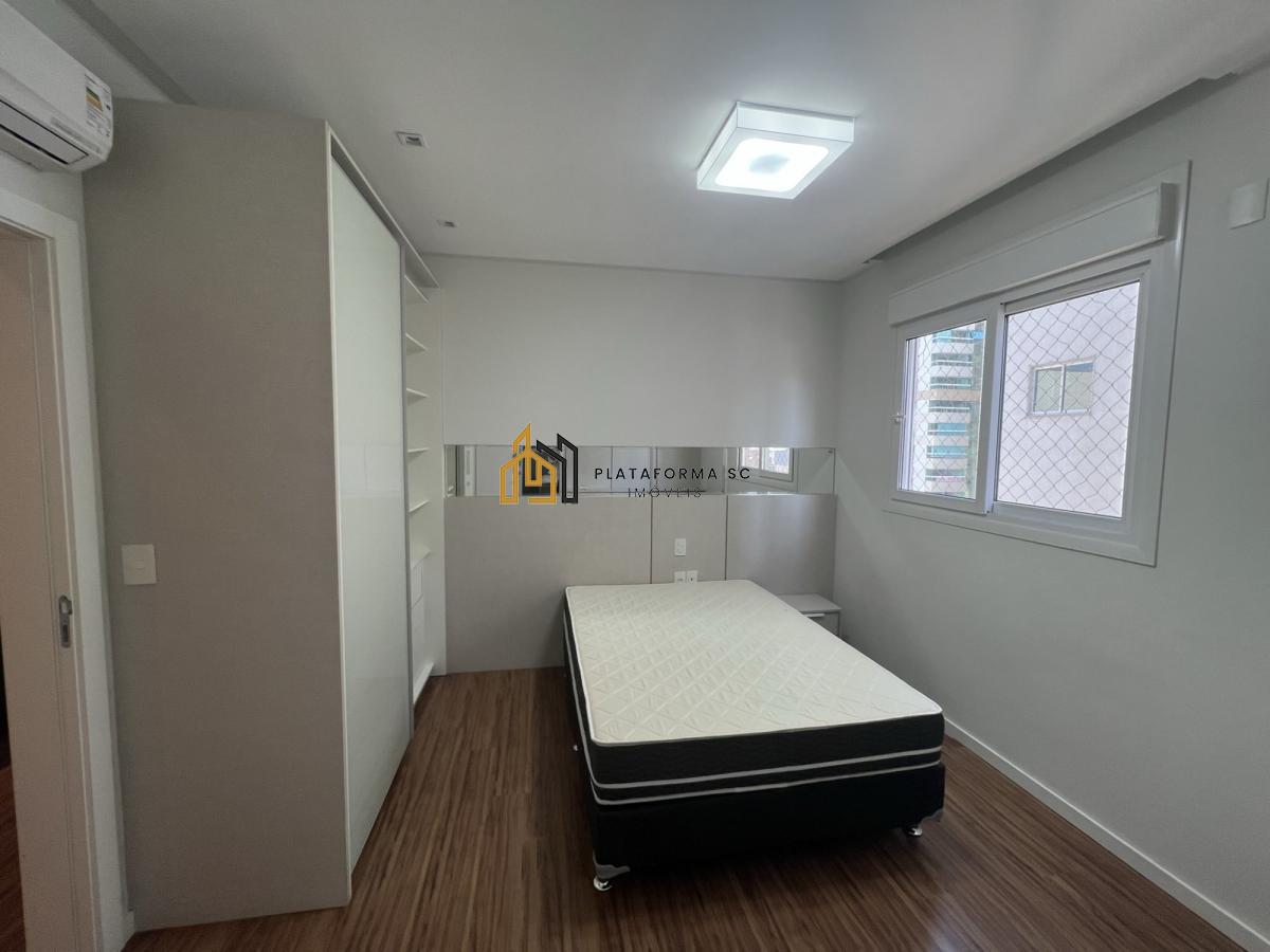 Apartamento à venda com 4 quartos, 187m² - Foto 21