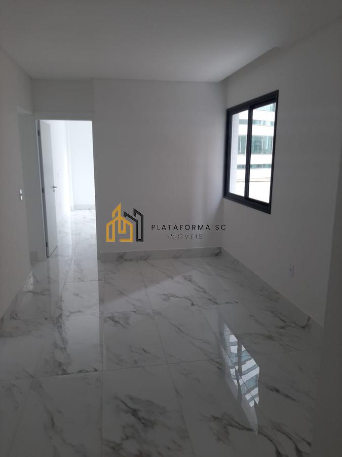 Apartamento à venda com 3 quartos, 110m² - Foto 11