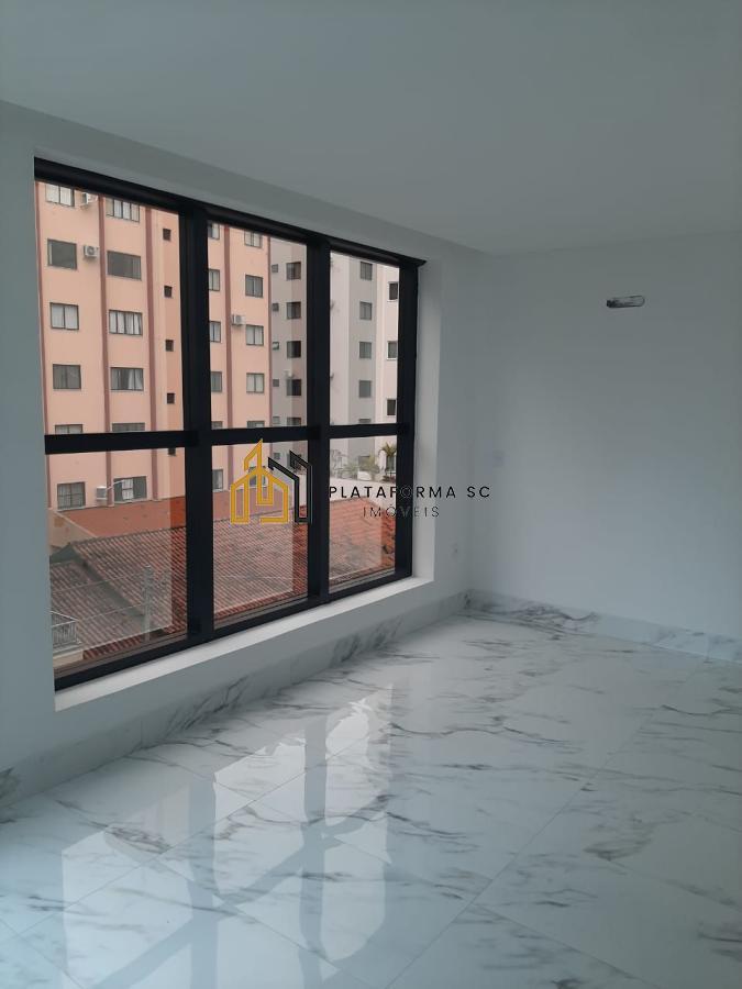 Apartamento à venda com 3 quartos, 110m² - Foto 12