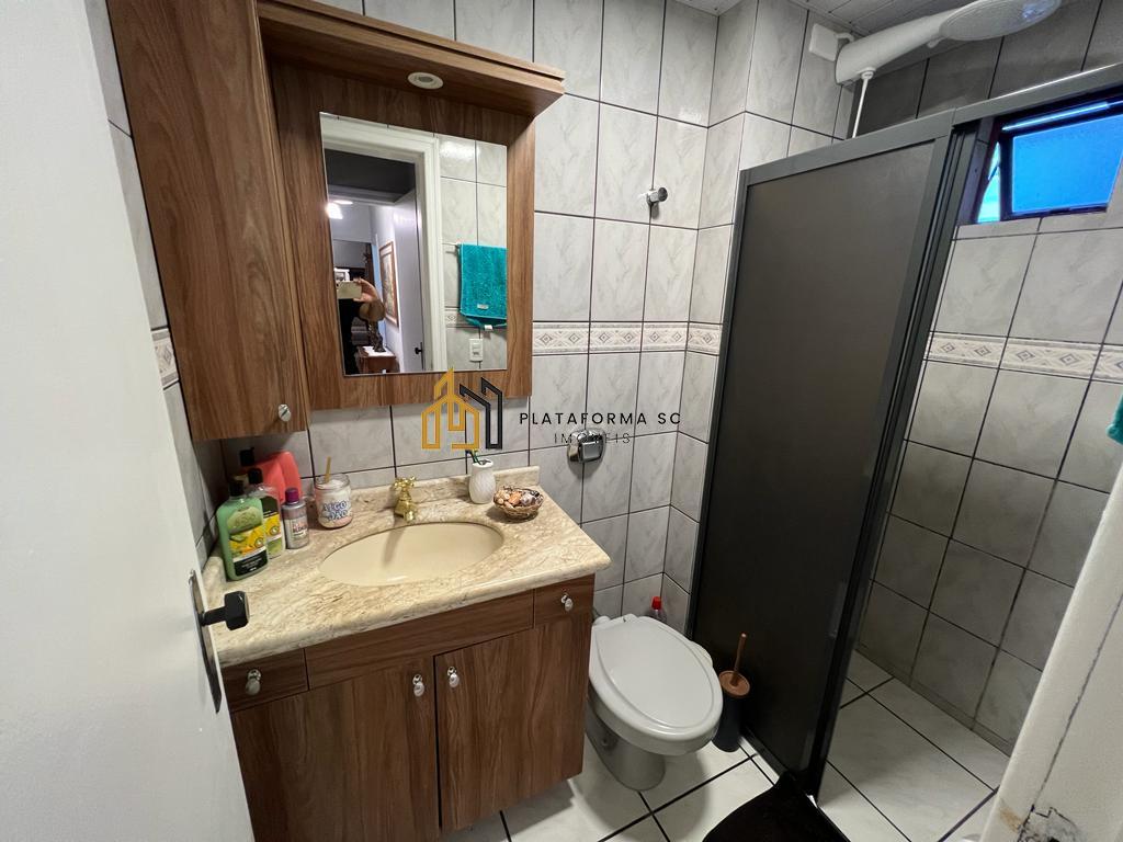 Apartamento à venda com 3 quartos, 246m² - Foto 21