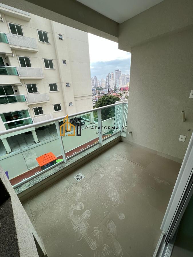 Apartamento à venda com 2 quartos, 60m² - Foto 1