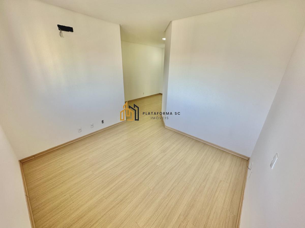 Apartamento à venda com 3 quartos, 140m² - Foto 18