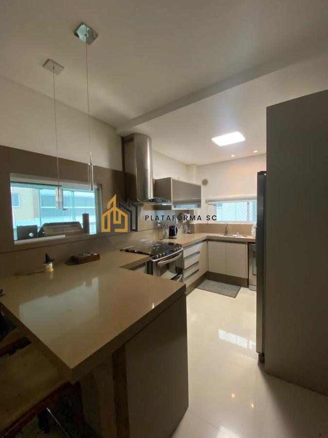 Apartamento à venda com 4 quartos, 202m² - Foto 8