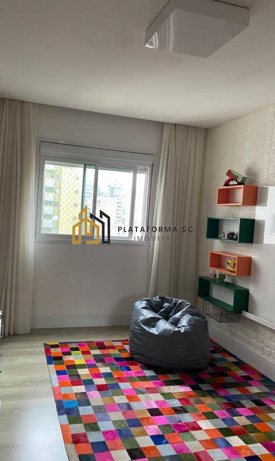 Apartamento à venda com 4 quartos, 202m² - Foto 16