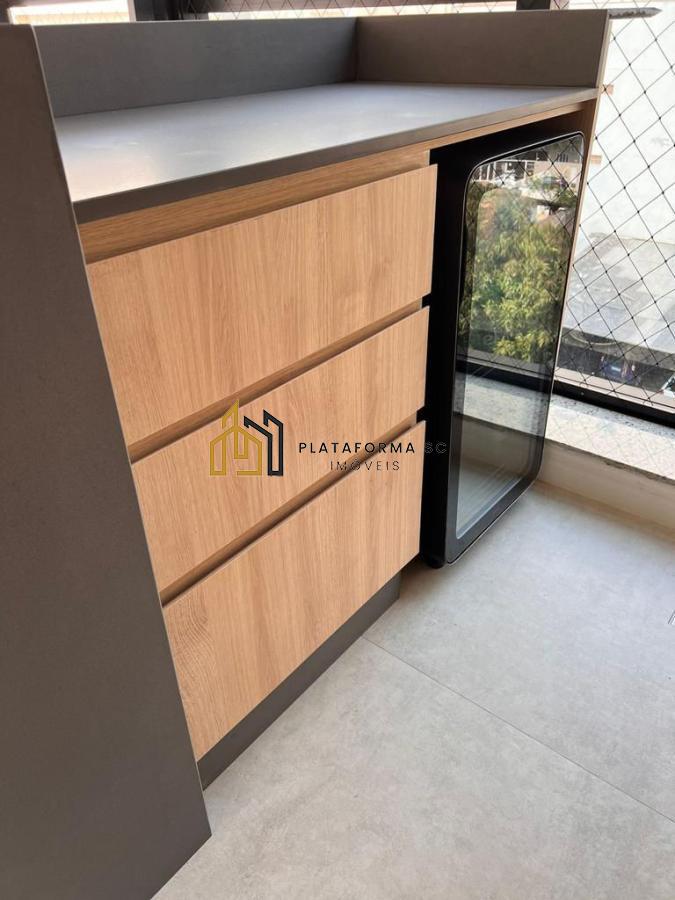 Apartamento à venda com 3 quartos, 127m² - Foto 12