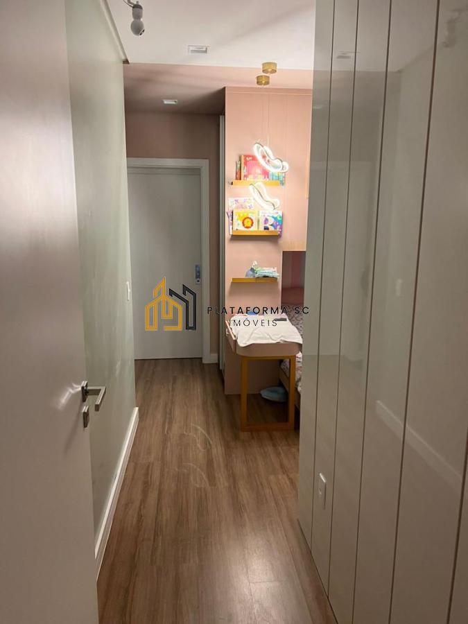 Apartamento à venda com 3 quartos, 127m² - Foto 18