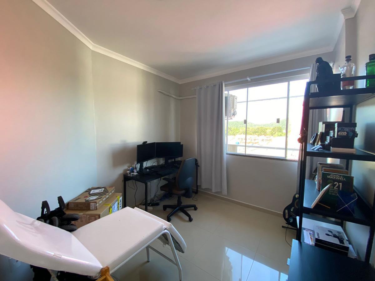 Cobertura à venda com 3 quartos, 238m² - Foto 17