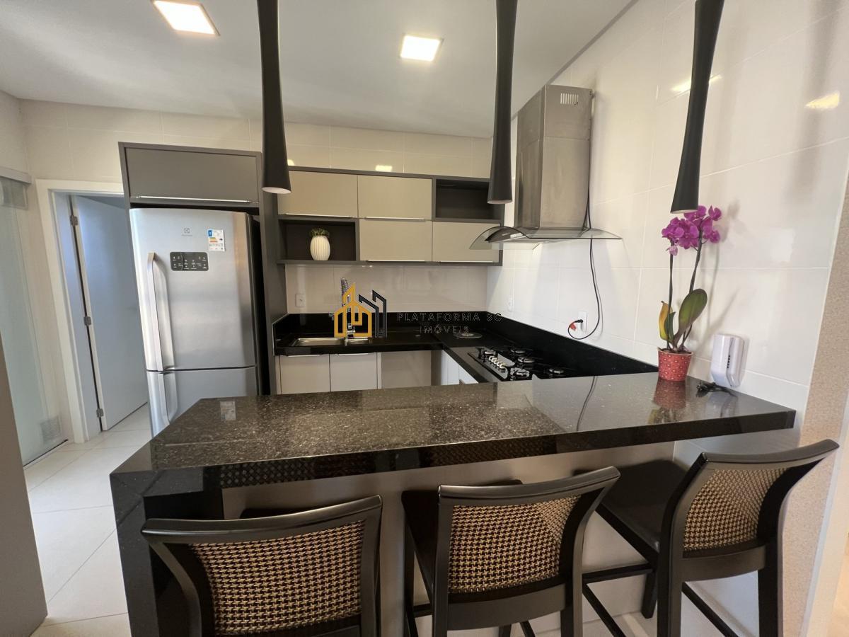 Apartamento à venda com 3 quartos, 136m² - Foto 32