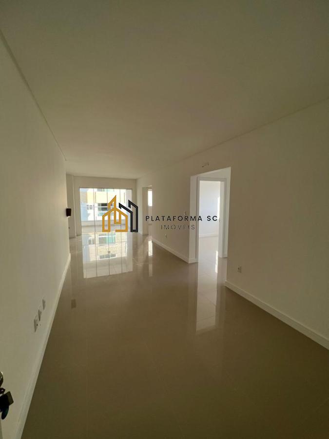 Apartamento à venda com 3 quartos, 95m² - Foto 3