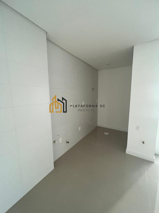 Apartamento à venda com 3 quartos, 95m² - Foto 7