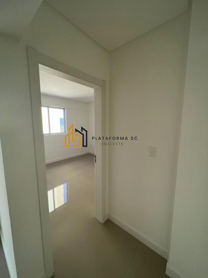 Apartamento à venda com 3 quartos, 95m² - Foto 10