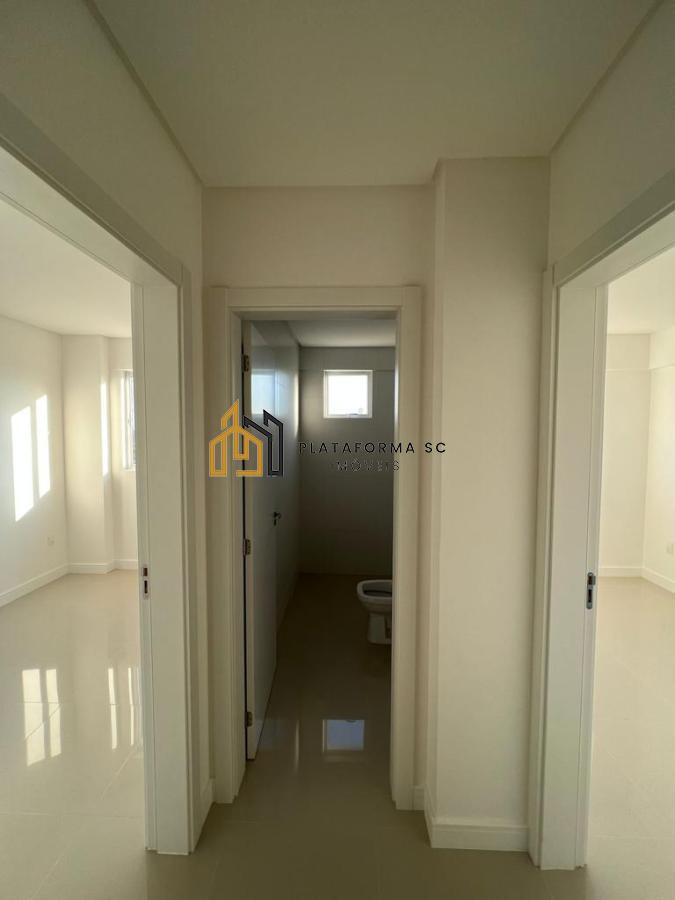 Apartamento à venda com 3 quartos, 95m² - Foto 12