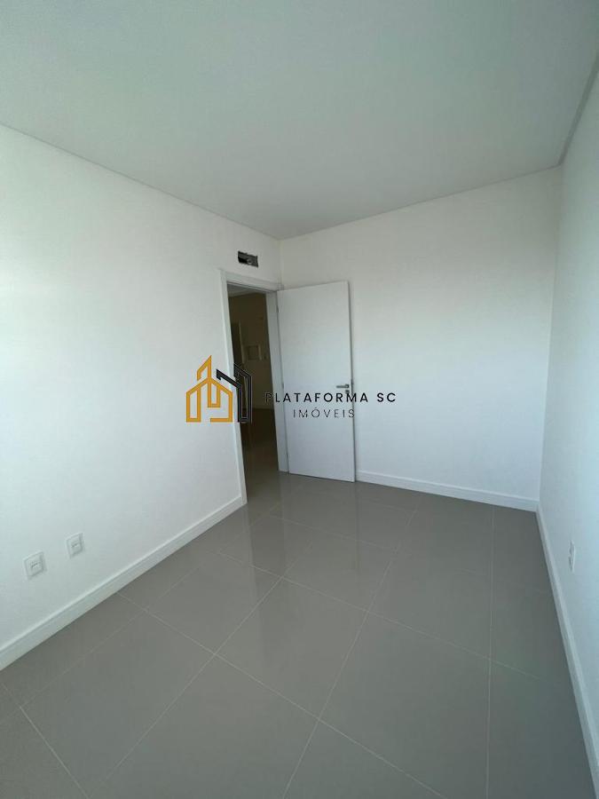 Apartamento à venda com 3 quartos, 95m² - Foto 15