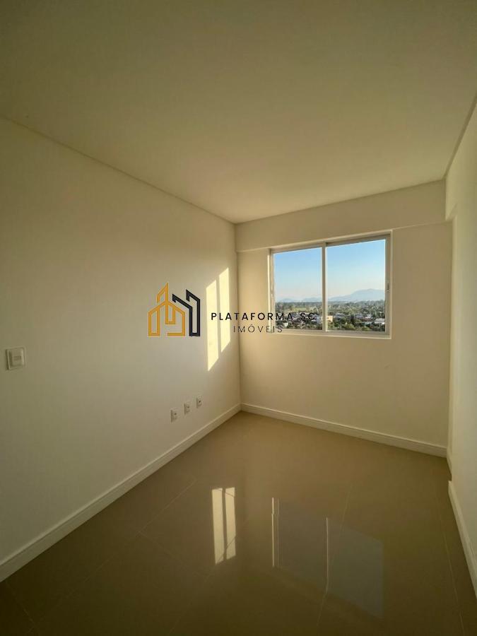 Apartamento à venda com 3 quartos, 95m² - Foto 17