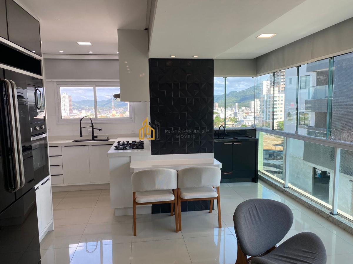 Apartamento à venda com 3 quartos, 124m² - Foto 2