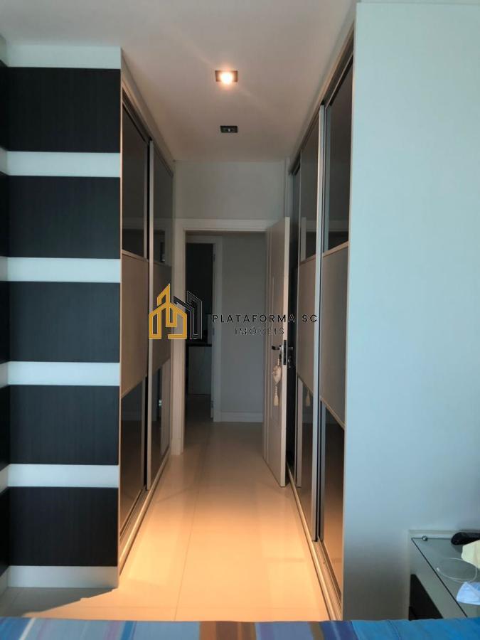 Apartamento à venda com 5 quartos, 300m² - Foto 19