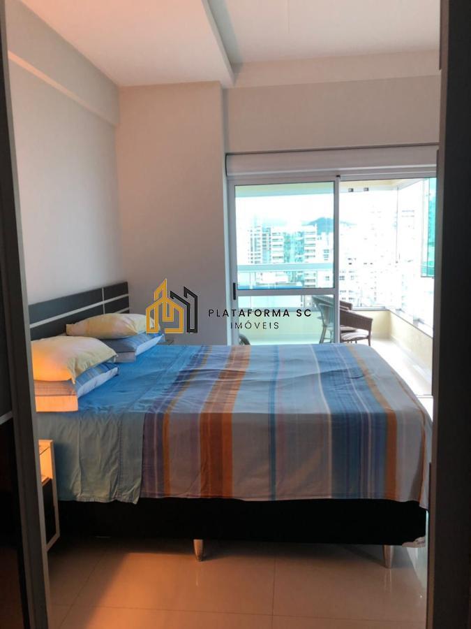 Apartamento à venda com 5 quartos, 300m² - Foto 20