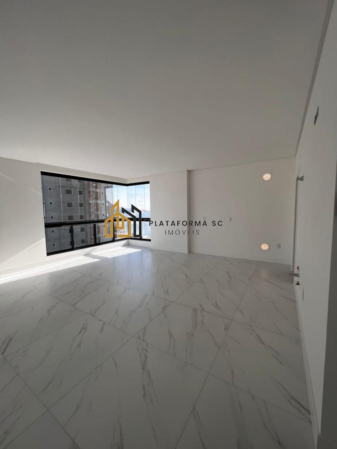 Apartamento à venda com 3 quartos, 129m² - Foto 5