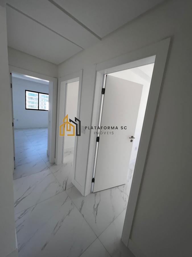 Apartamento à venda com 3 quartos, 129m² - Foto 13