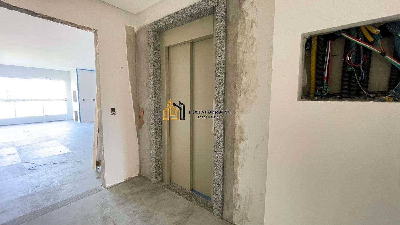 Apartamento à venda com 2 quartos, 81m² - Foto 18