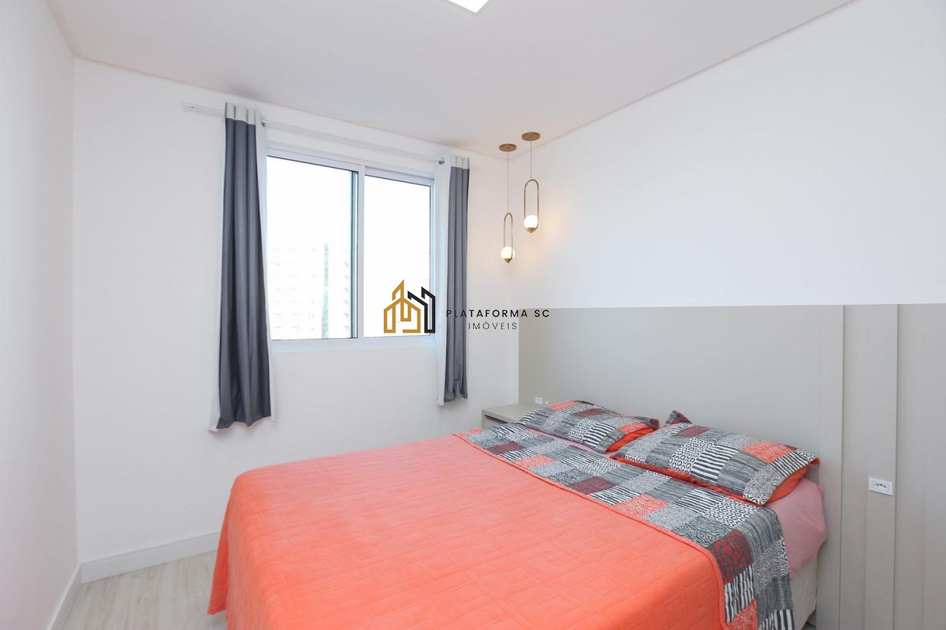 Apartamento à venda com 2 quartos, 60m² - Foto 4