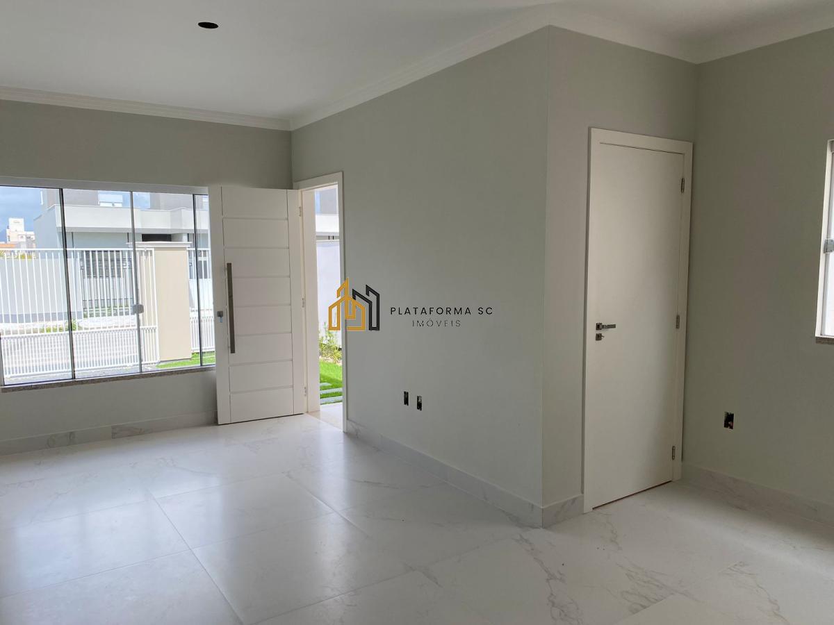 Casa à venda com 3 quartos, 81m² - Foto 26