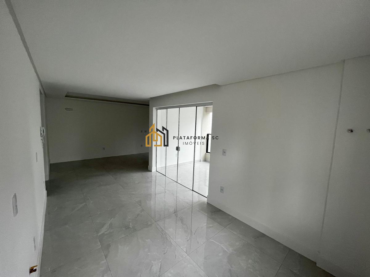 Apartamento à venda com 3 quartos, 115m² - Foto 5