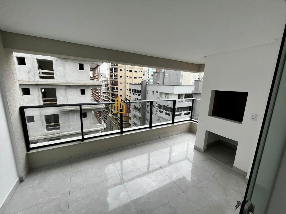 Apartamento à venda com 3 quartos, 115m² - Foto 6