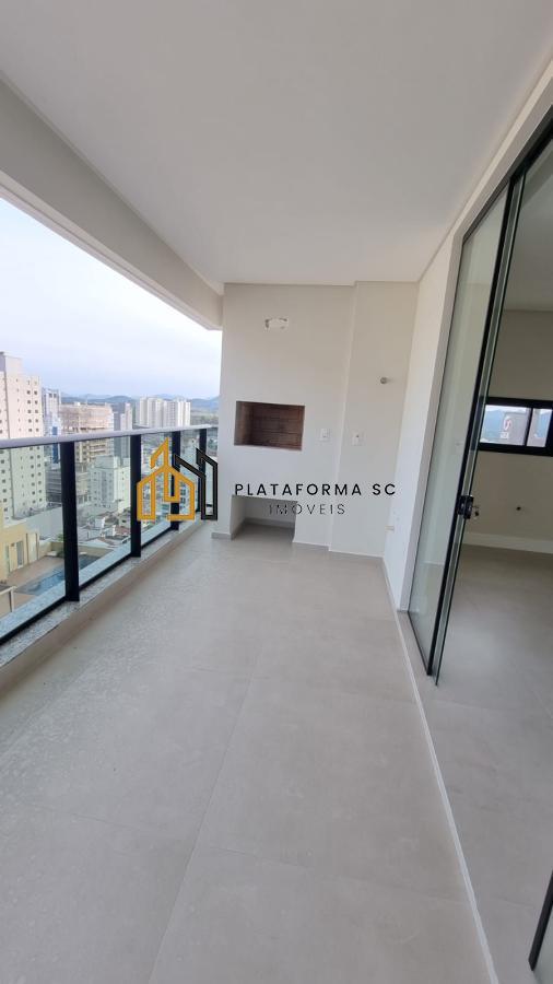 Apartamento à venda com 3 quartos, 127m² - Foto 4