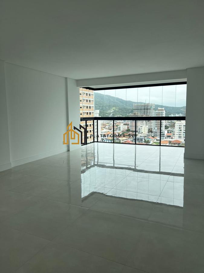 Apartamento à venda com 3 quartos, 115m² - Foto 5