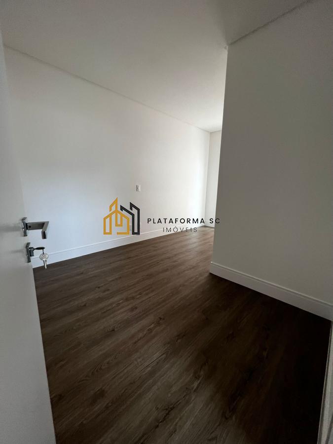 Apartamento à venda com 3 quartos, 115m² - Foto 18