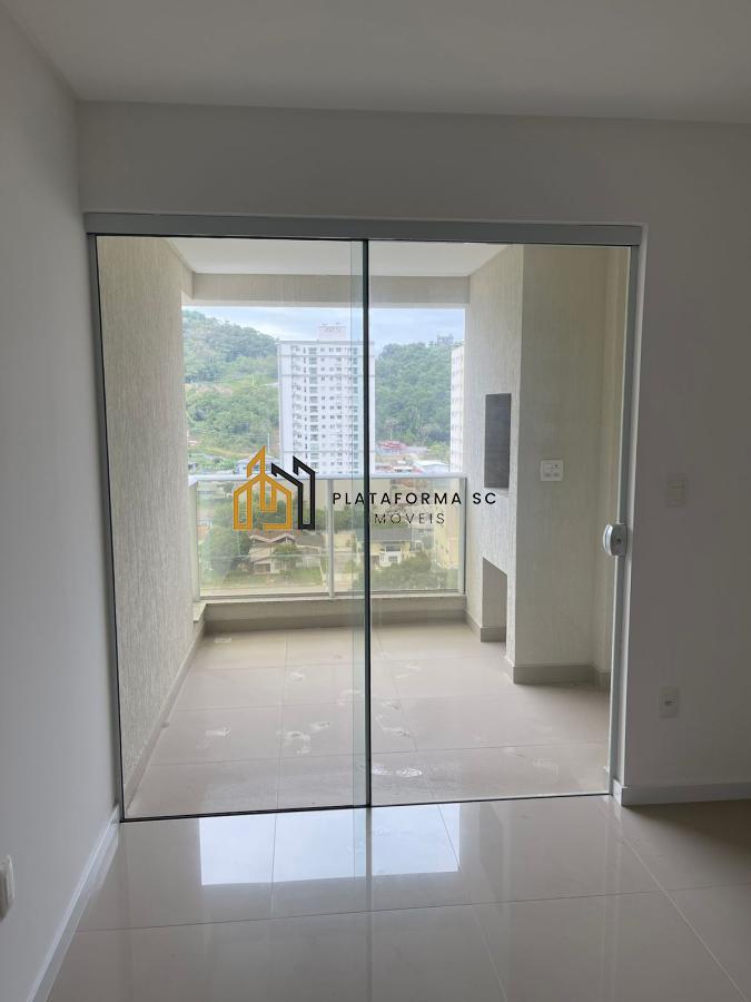 Apartamento à venda com 2 quartos, 69m² - Foto 7