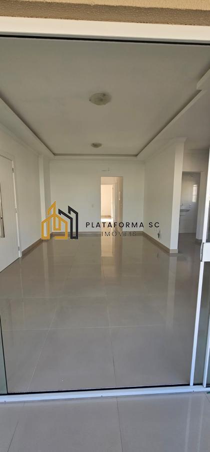 Apartamento à venda com 3 quartos, 96m² - Foto 8