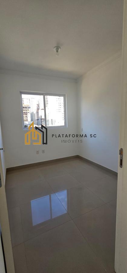 Apartamento à venda com 3 quartos, 96m² - Foto 15