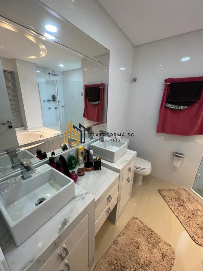 Apartamento à venda com 4 quartos, 210m² - Foto 13