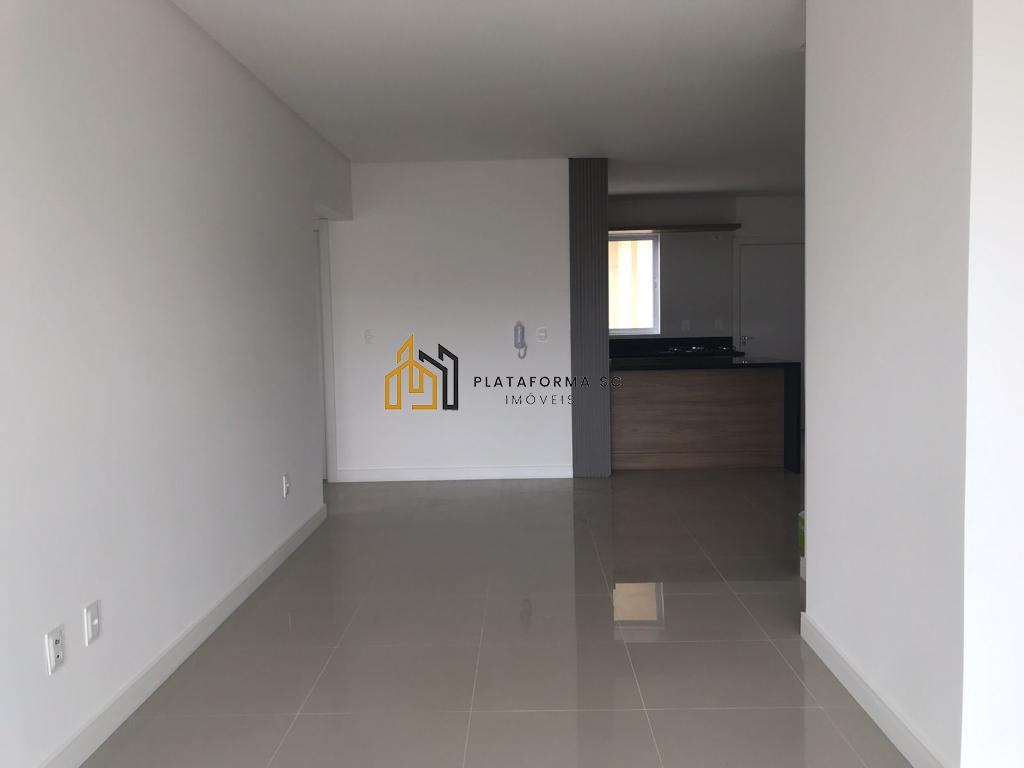 Apartamento à venda com 3 quartos, 95m² - Foto 7