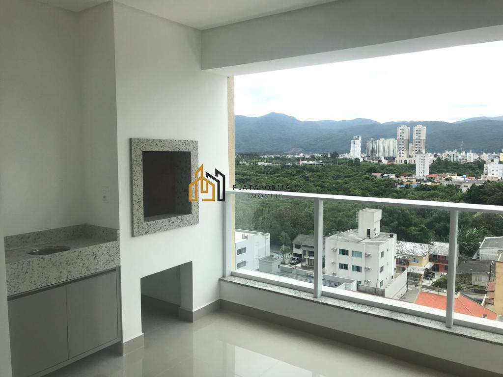 Apartamento à venda com 3 quartos, 95m² - Foto 1