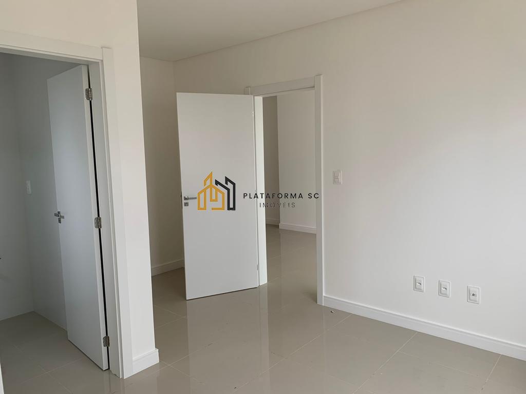 Apartamento à venda com 3 quartos, 95m² - Foto 11