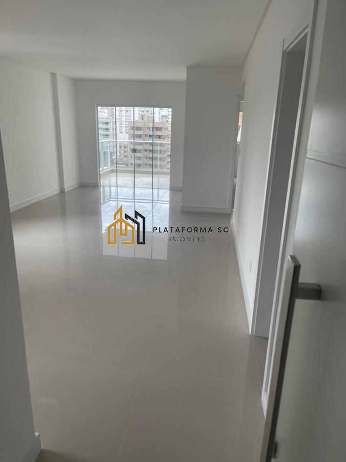 Apartamento à venda com 3 quartos, 114m² - Foto 13