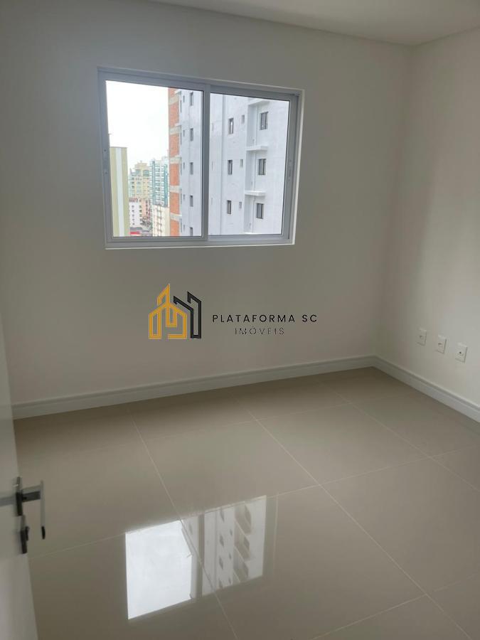 Apartamento à venda com 3 quartos, 114m² - Foto 8