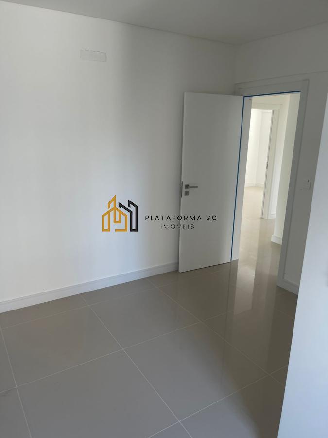 Apartamento à venda com 4 quartos, 145m² - Foto 10