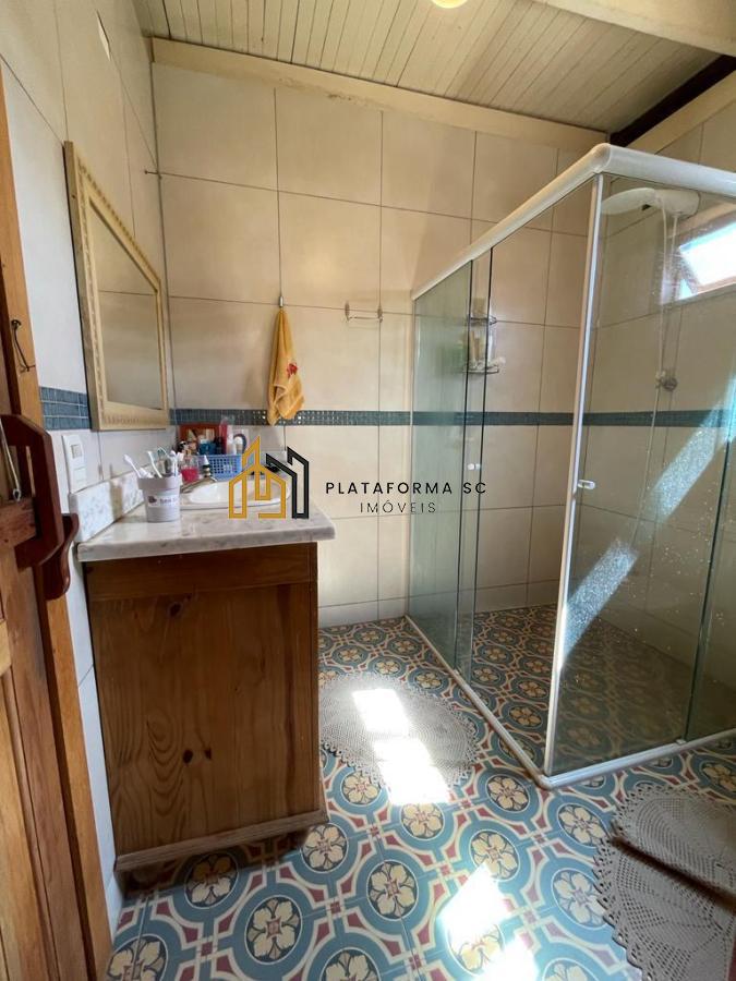 Casa à venda com 3 quartos, 162m² - Foto 4