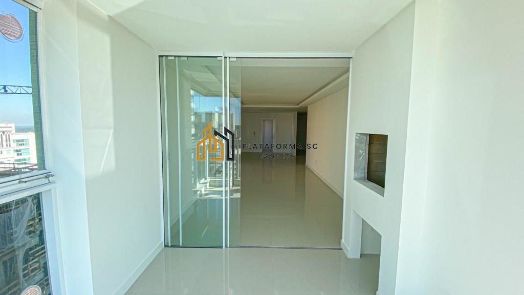 Apartamento à venda com 4 quartos, 145m² - Foto 8