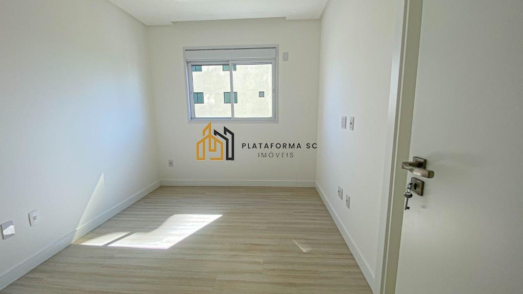 Apartamento à venda com 4 quartos, 145m² - Foto 7